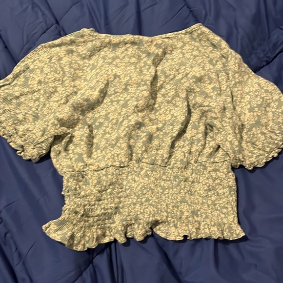 PAPER CRANE Cropped Top - Picture 2 of 2